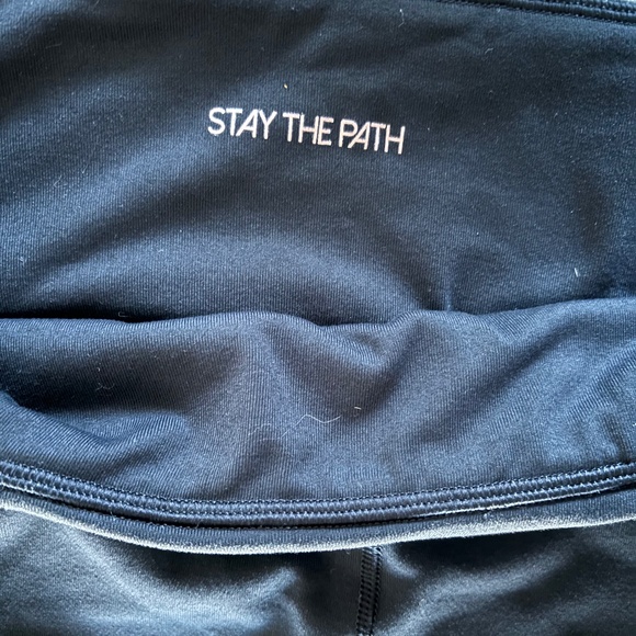 Stay the Path Womens Black Leggings with Rushed Sides - Size M - Picture 3 of 5